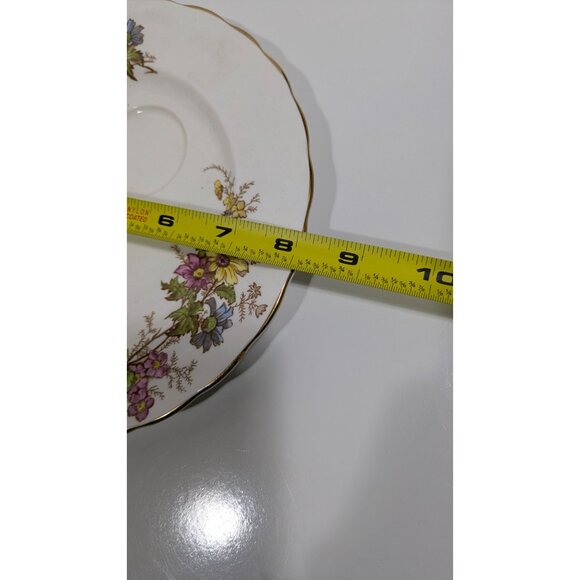 Rosina Bone China Luncheon Plate Floral Pattern Gold Trim Vintage - Picture 3 of 8